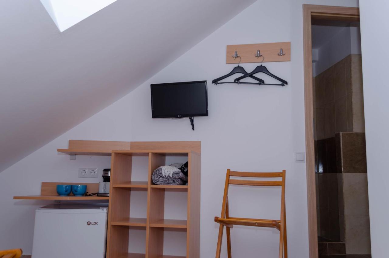 클루지나포카 Mansarda Mica Cu Baie Proprie 아파트 외부 사진